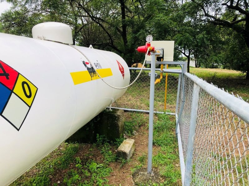INSTALACION ELECTRICA Y ACOMETIDA DE CONTENEDOR DE GAS