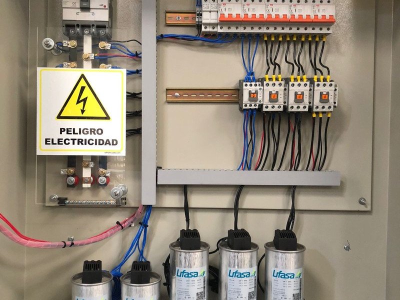 TABLERO BANCO DE CONDESADORES 