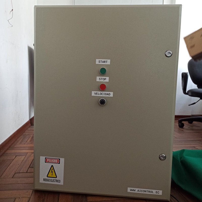 TABLERO DE CONTROL DE VARIADOR DE VELOCIDAD 