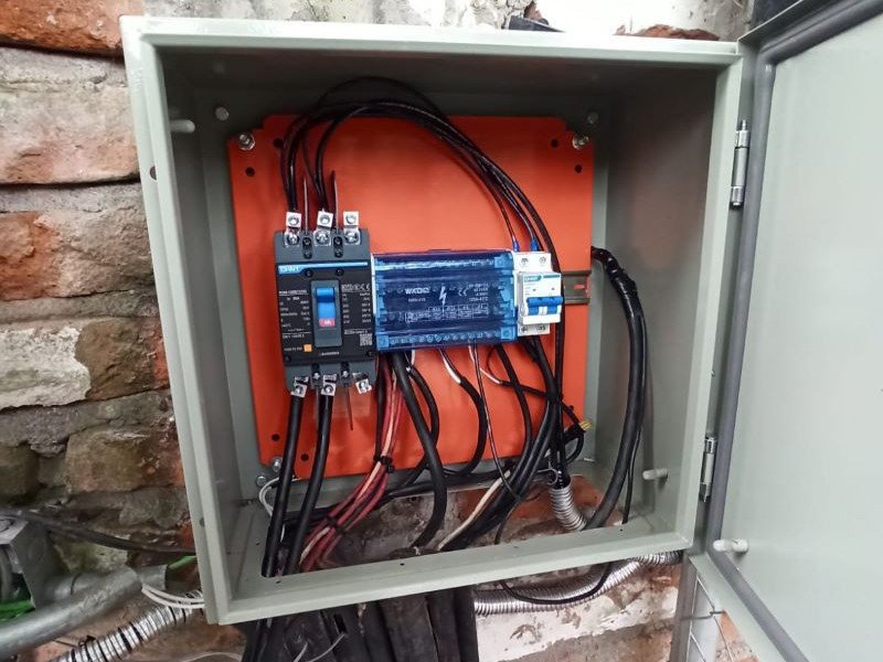 INSTALACION ELECTRICA DE GENERADOR A GAS 